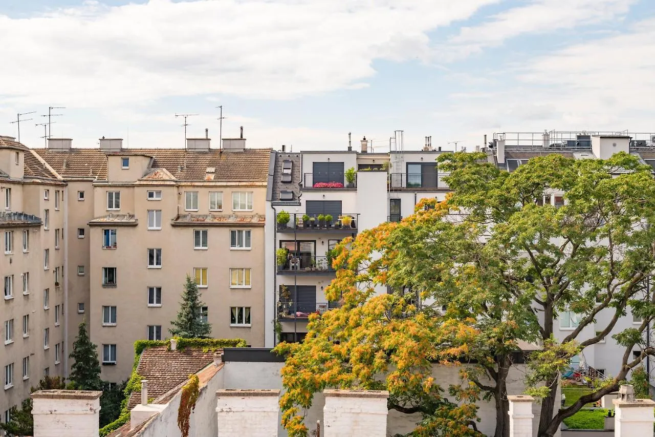 Micro Rooftop Penzing Wien 0*,